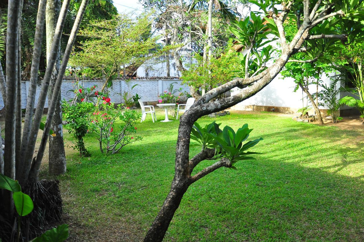 Cottage Garden Bungalows Моратува Экстерьер фото